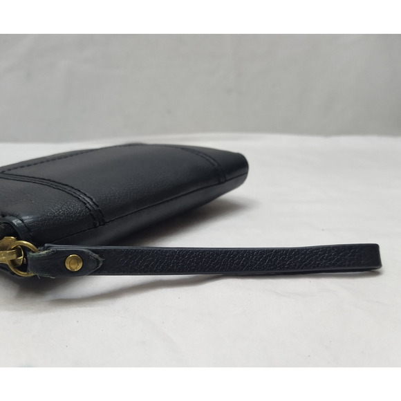 Fossil Black Leather Zip Arpimd Credit Card Wristlet - Wallet - Picture 15 of 15